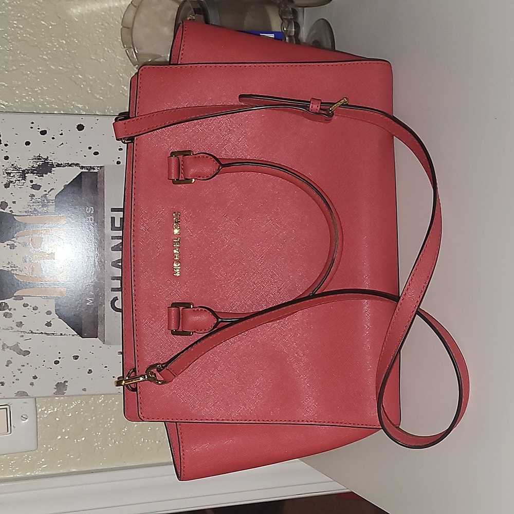 Michael Kors Selma large saffiano convertable bag in watermelon (coral c…